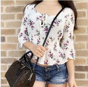 LG American Eagle floral crop shirt
